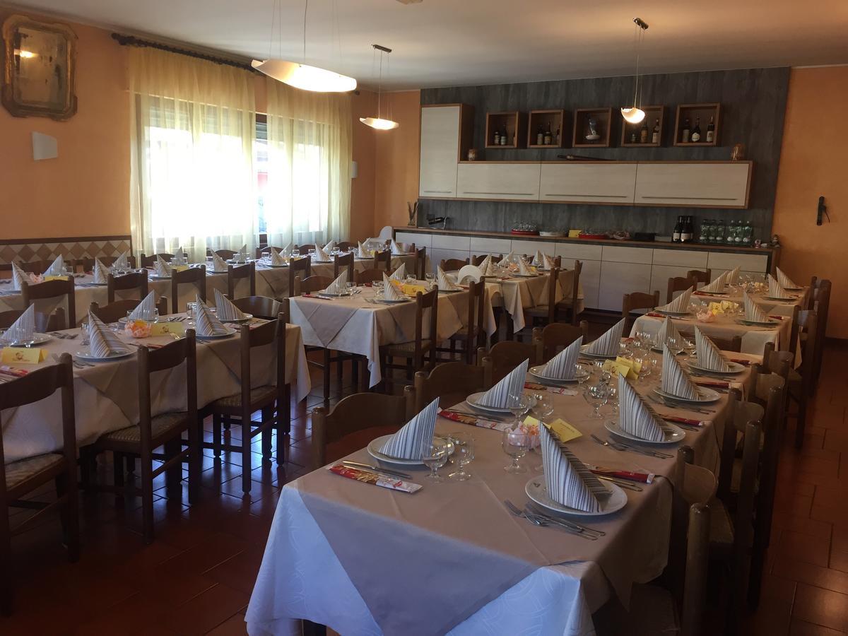 Albergo Ramo Verde マレスコ エクステリア 写真