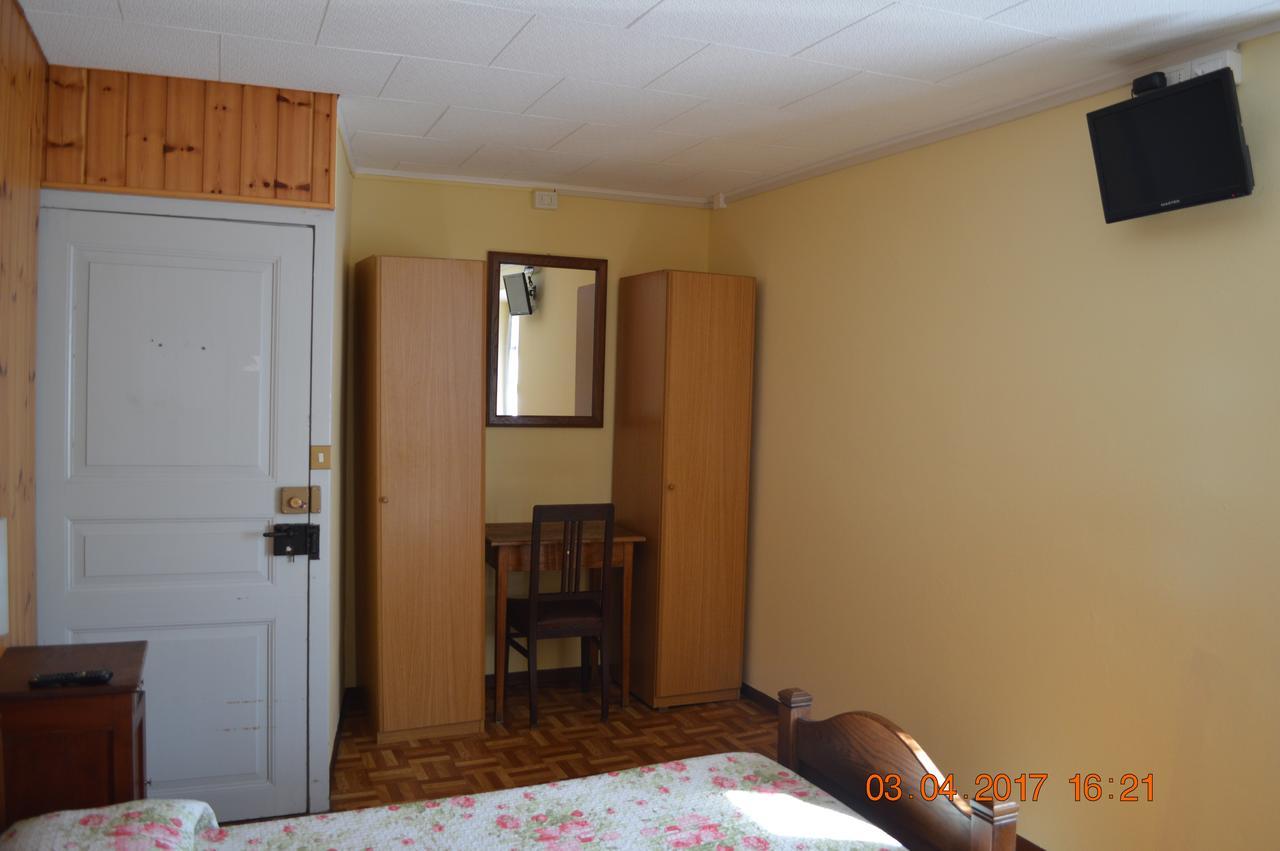 Albergo Ramo Verde マレスコ エクステリア 写真